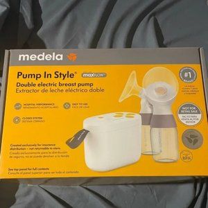 Medela Pump In Style with MaxFlow